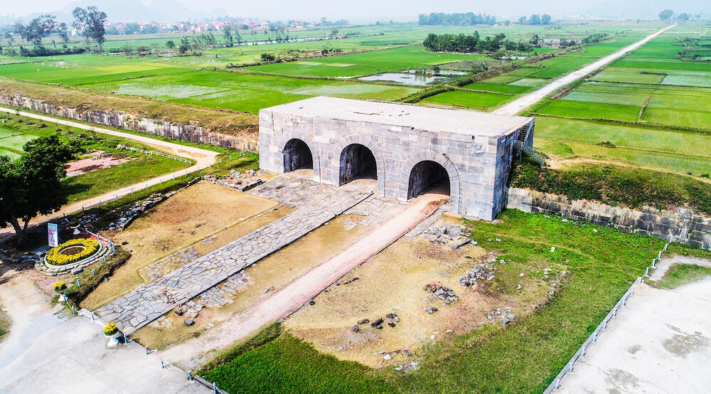 thành nhà hồ ở đâu