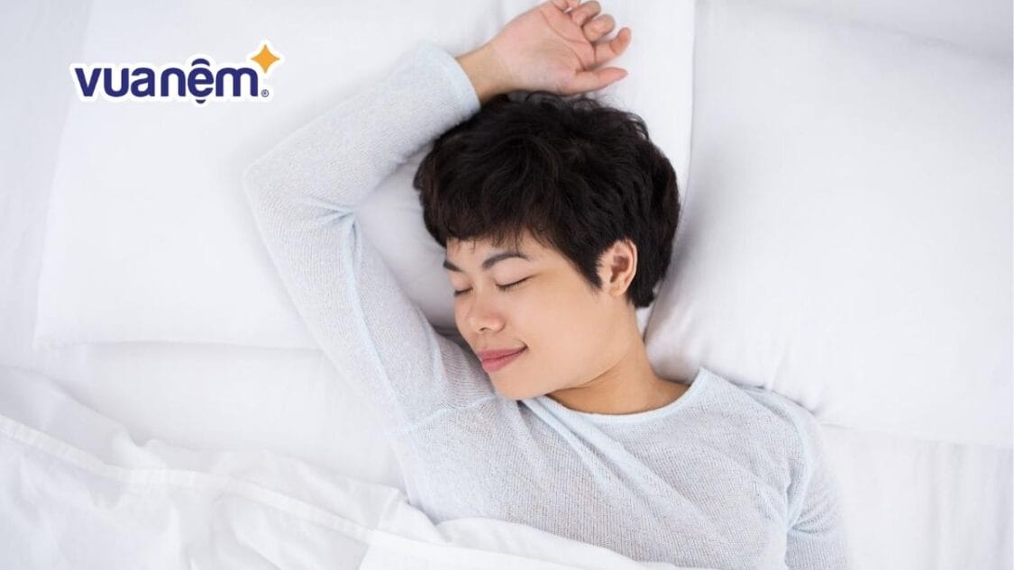 tư thế ngủ ngăn nếp nhăn