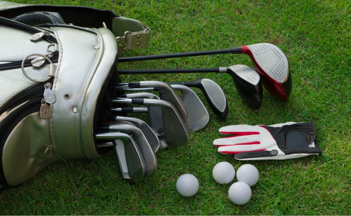 Bộ dụng cụ chơi golf đầy đủ