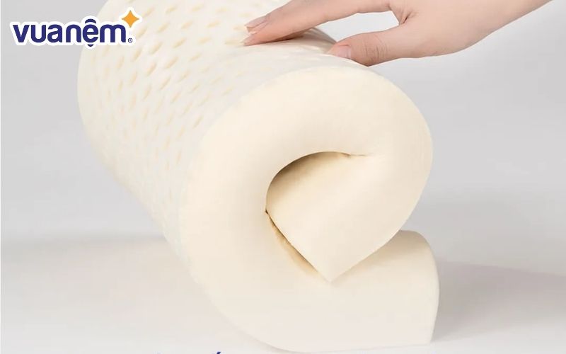 Bố mẹ cần chọn lựa chất liệu gối phù hợp với trẻ sơ sinh