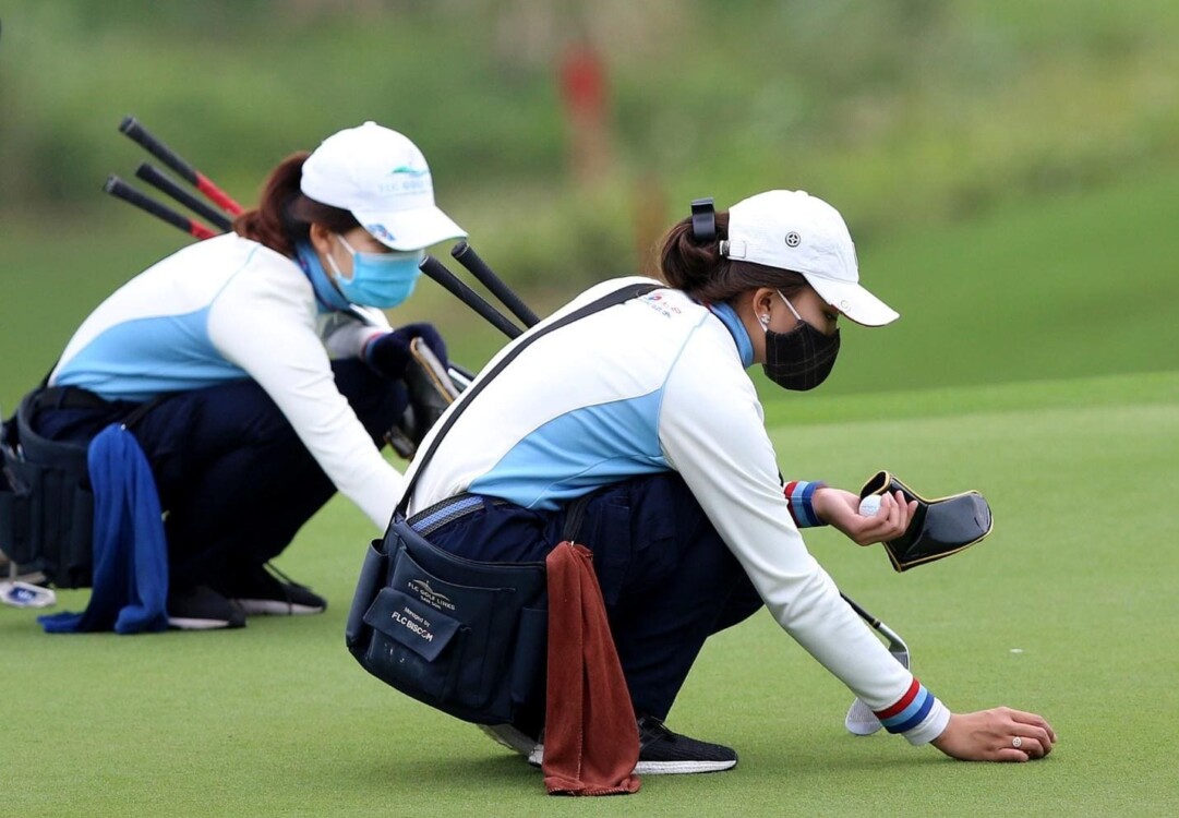 công việc chính của Caddie golf