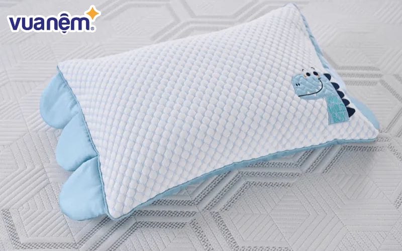 Vua Nệm là một trong những hệ thống được nhiều phụ huynh lựa chọn khi tìm mua gối và các sản phẩm chăm sóc giấc ngủ cho trẻ