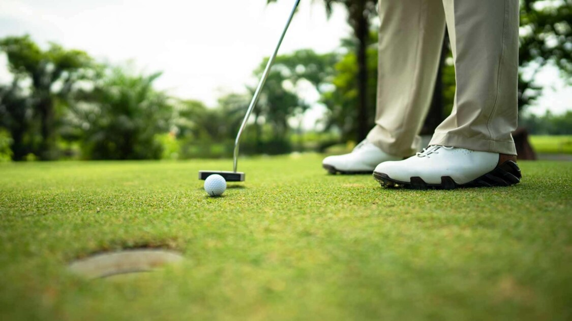 quy tắc khi đánh golf trên địa hình green