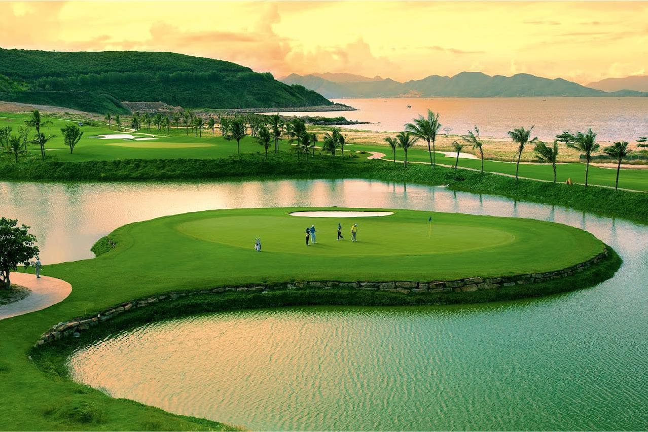 sân golf tam đảo ở đâu