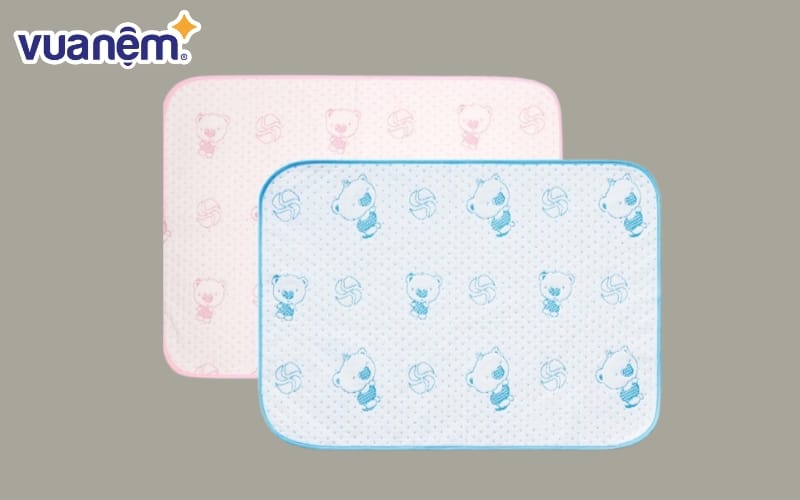 Tấm chống thấm chất lượng được thiết kế theo cấu trúc đa tầng thông minh, giúp chặn nước, thoáng khí, êm ái tối đa