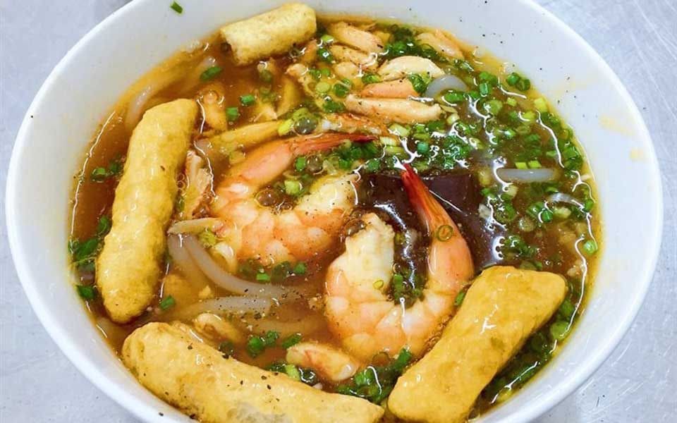 ăn tối Quận 10 ở Bánh canh Út Lệ