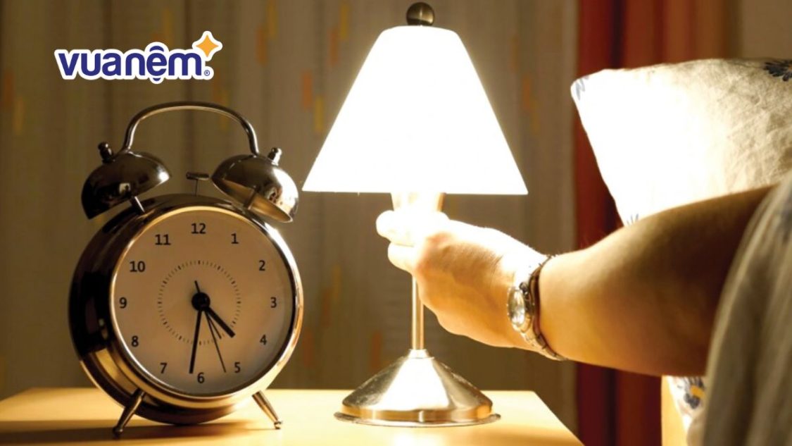 Bật đèn khi ngủ có gây nguy hiểm gì không? 
