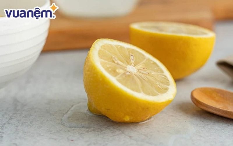 Cách xử lý chăn ga gối nệm mốc bằng chanh giúp loại bỏ vết mốc nhanh và an toàn với sức khỏe