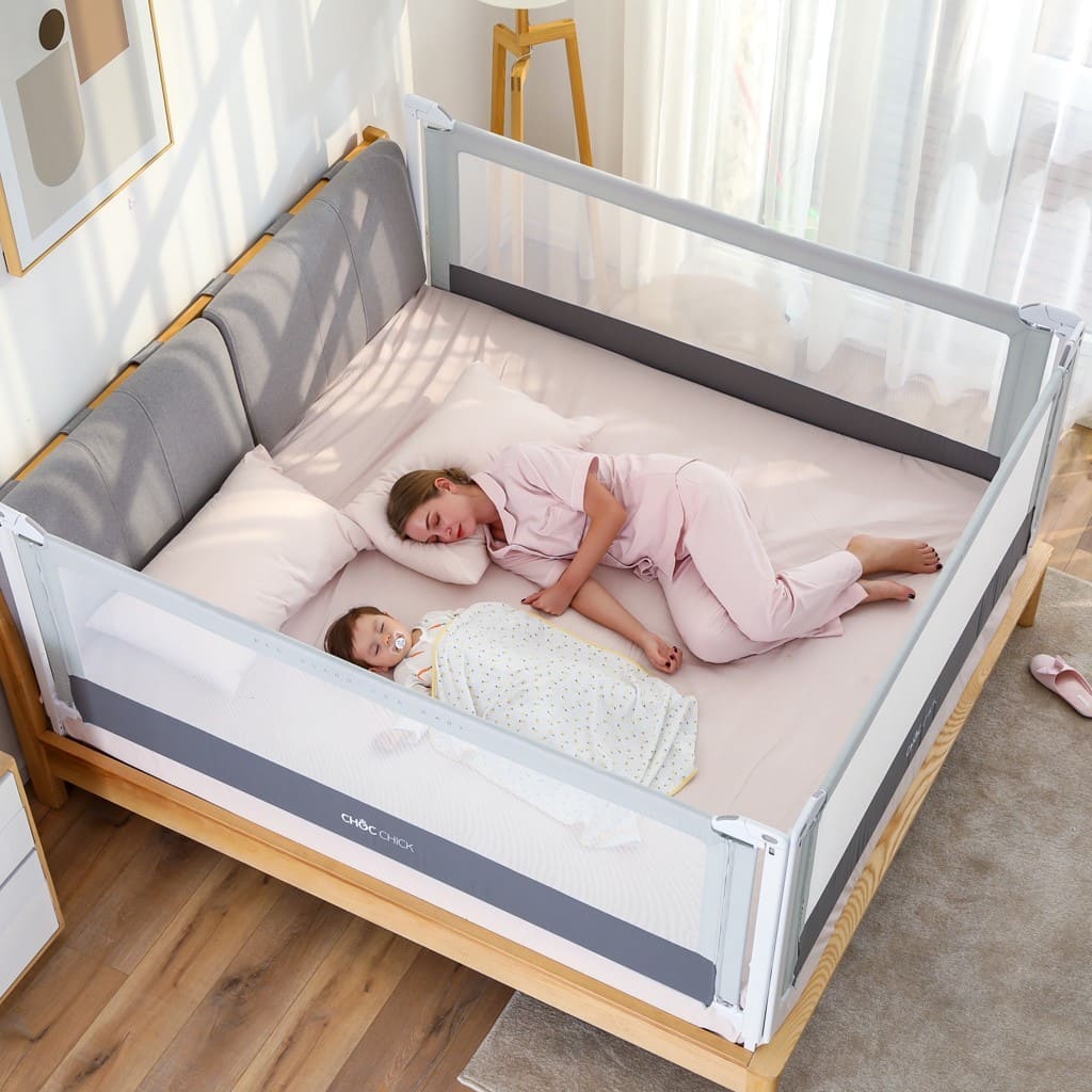 Thanh chặn giường cho bé có an toàn