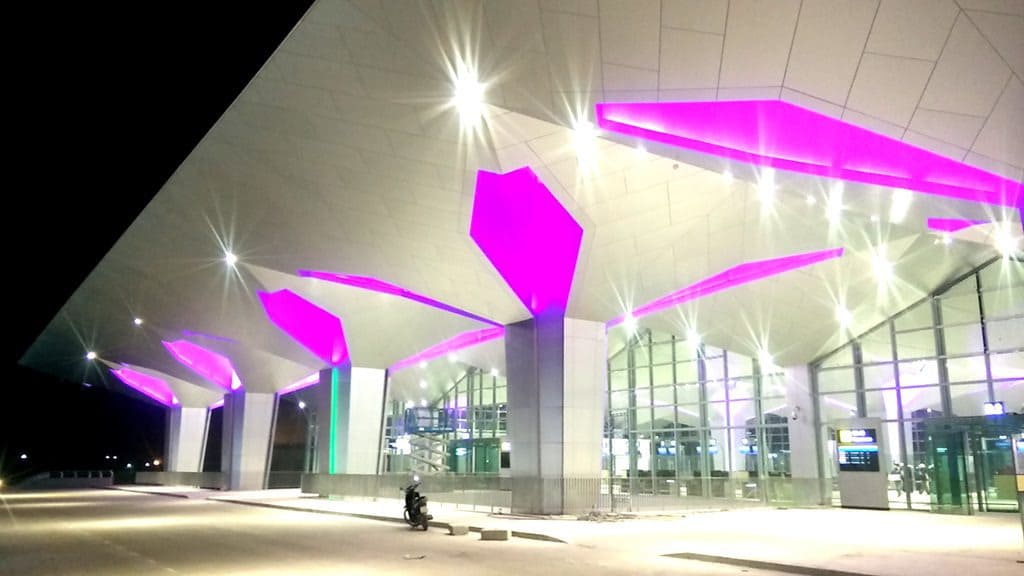 cơ sở hạ tầng của sân bay Vinh