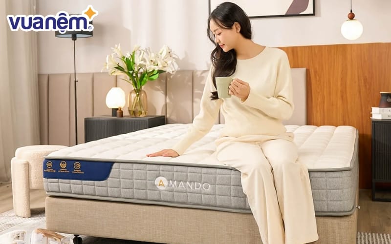 Lựa chọn đệm có độ cứng vừa phải, vừa đủ nâng đỡ vừa đủ đàn hồi để giữ cột sống luôn ở trạng thái tự nhiên