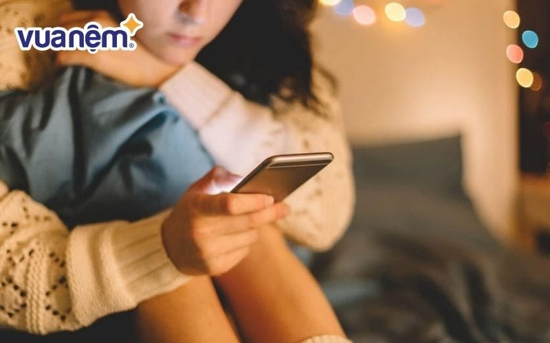 Hạn chế sử dụng thiết bị điện tử trước khi ngủ giúp ngủ ngon hơn