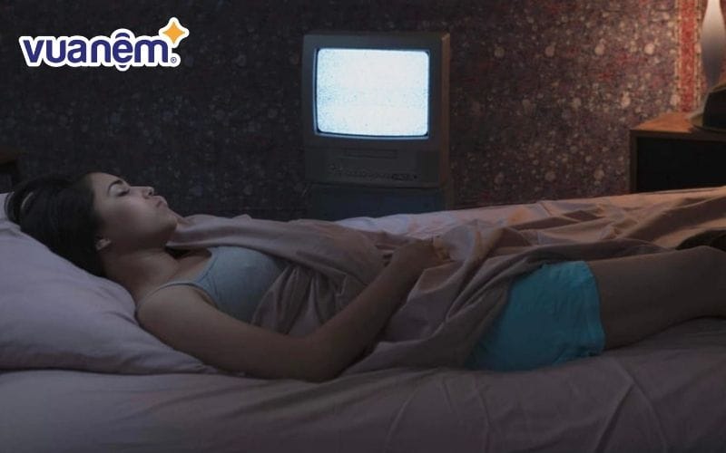 Không để các thiết bị phát nhiệt hoạt động khi chúng ta ngủ