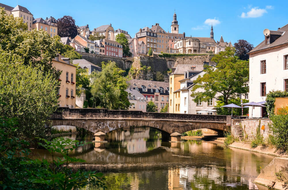 Luxembourg là quốc gia nhỏ và ít dân ở Châu Âu nhưng lại là quốc gia giàu có nhất trên thế giới