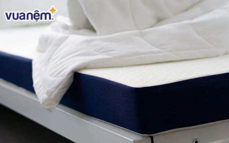Nệm foam phù hợp với những người ngủ không sâu giấc

