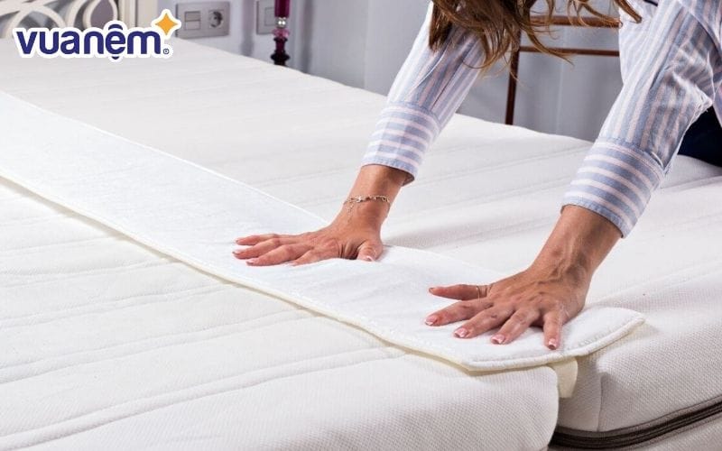 Với nệm dạng Split King, mỗi người sẽ có thể nằm trên 1 bề mặt phù hợp