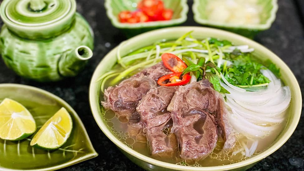 Ăn trưa quận 7 ở phở sang