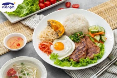 ăn trưa quận tân phú