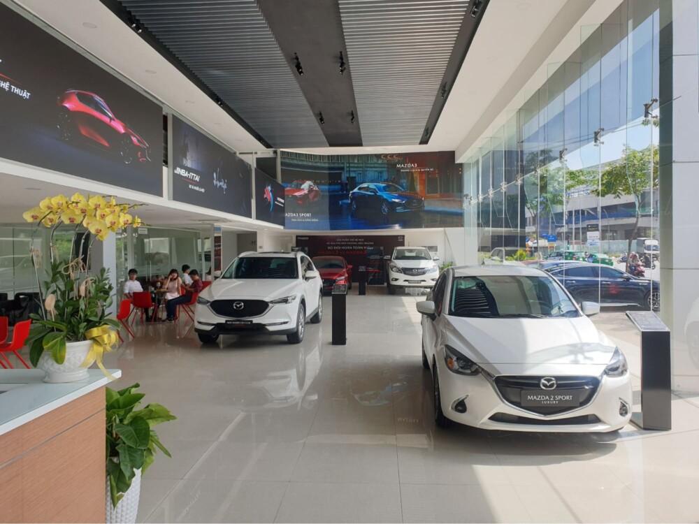 showroom ô tô Mazda An Giang