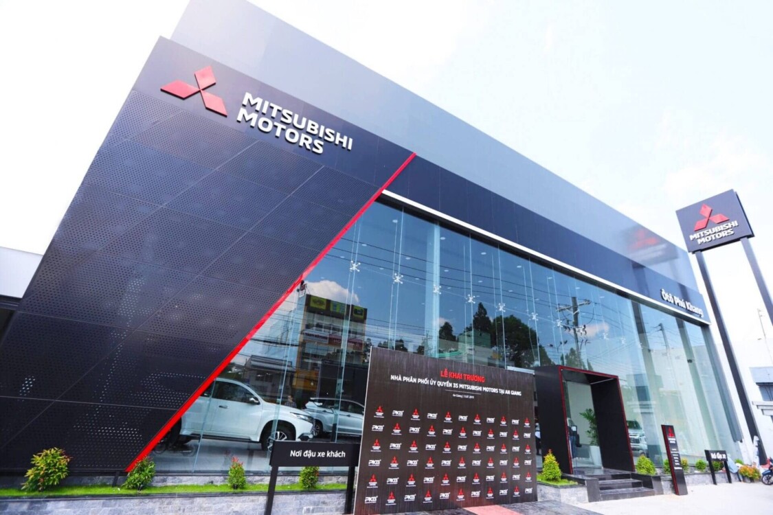 showroom ô tô Mitsubishi Phú Khang an giang