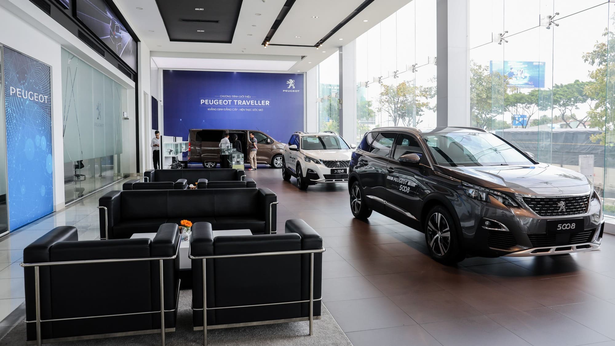 showroom ô tô tại bắc ninh