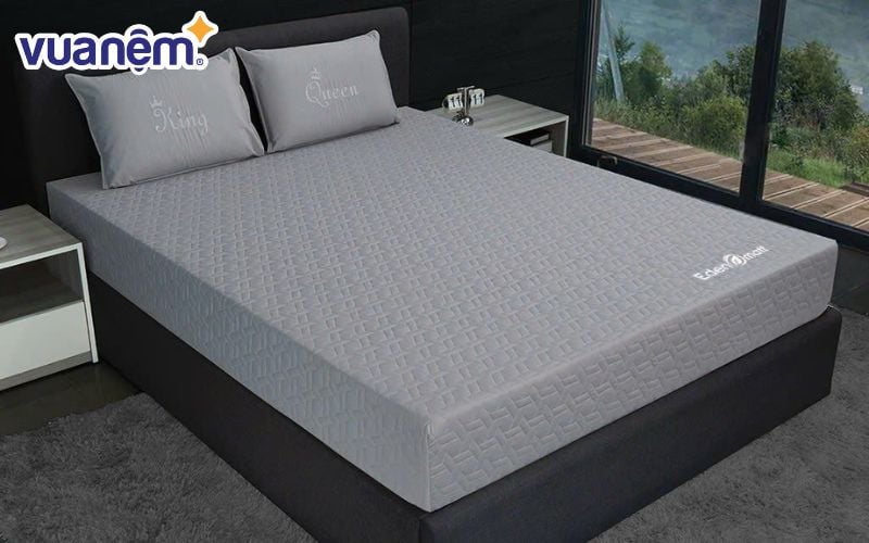 Nệm Edena là lựa chọn phù hợp cho người trung niên, người có vấn đề cột sống hoặc thích nằm chắc, ít lún