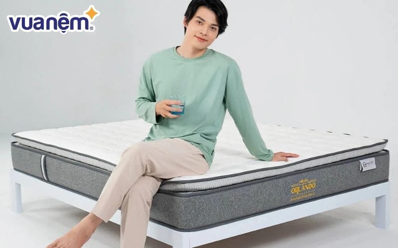 Nệm lò xo  Amando được thiết kế theo phong cách Italia độc đáo ấn tượng