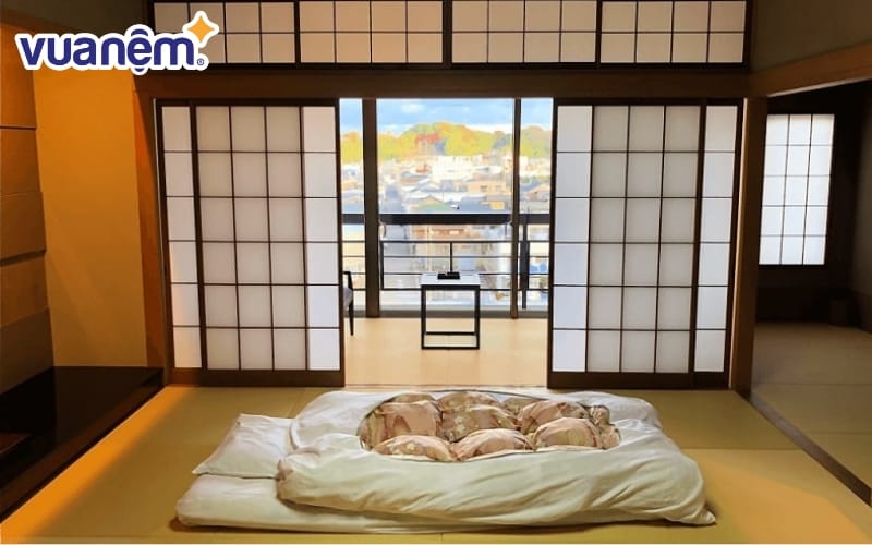 Thói quen từ xa xưa, cách đây hàng ngàn năm và được truyền từ đời này sang đời khác nên người Nhật không ngu giường