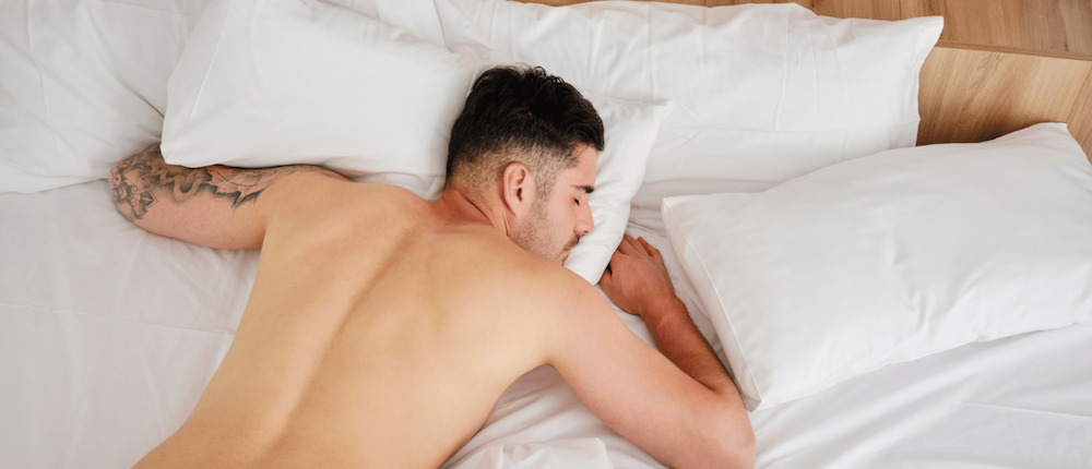 nam giới thả rông khi đi ngủ 