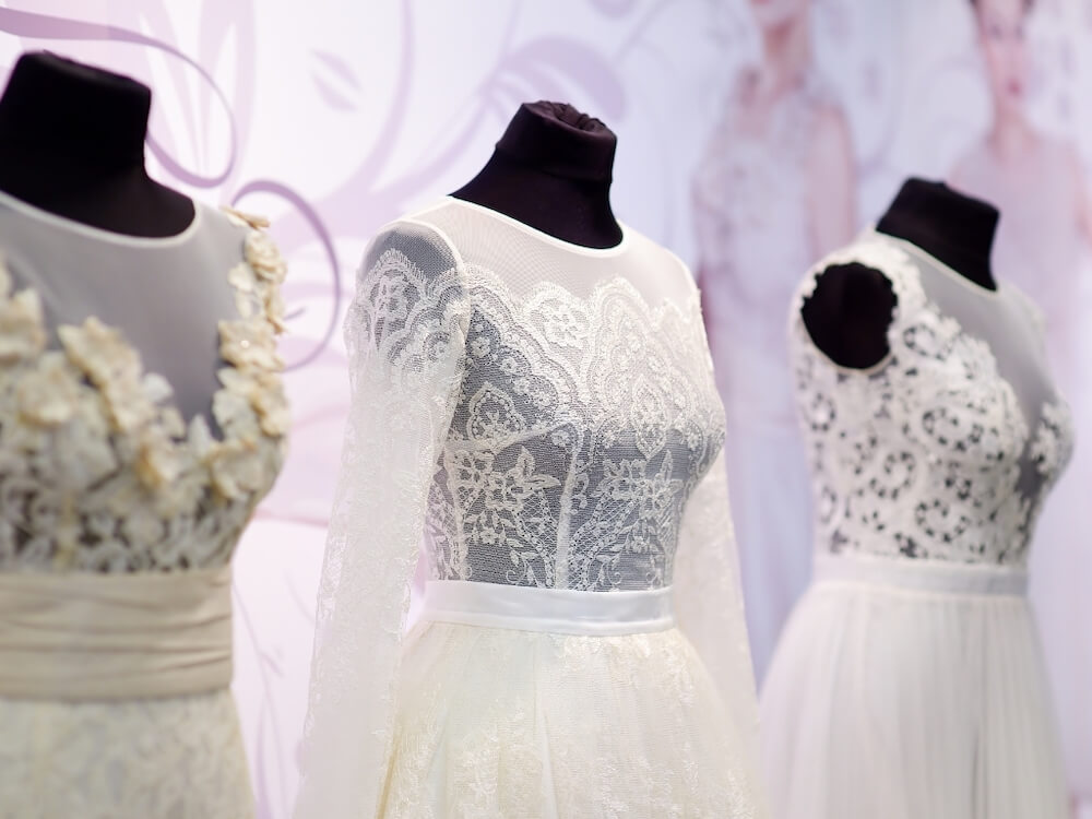 Tiệm nổi tiếng với sự đa dạng và độc đáo trong các mẫu váy cưới