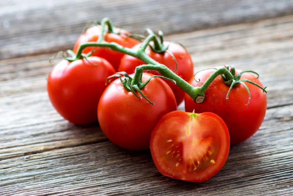 Ăn cà chua sống giúp bạn ngủ ngon và sâu giấc hơn