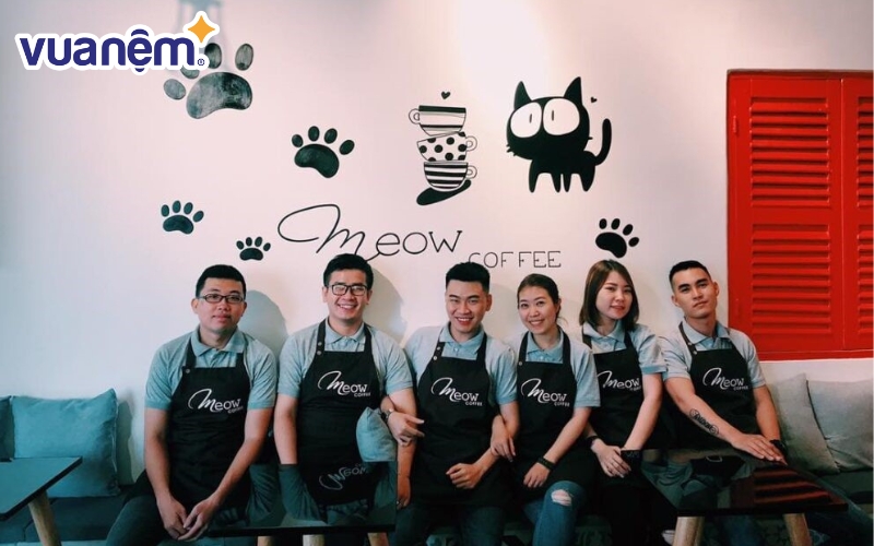 Một góc nhỏ bình yên tại Meow Coffee.