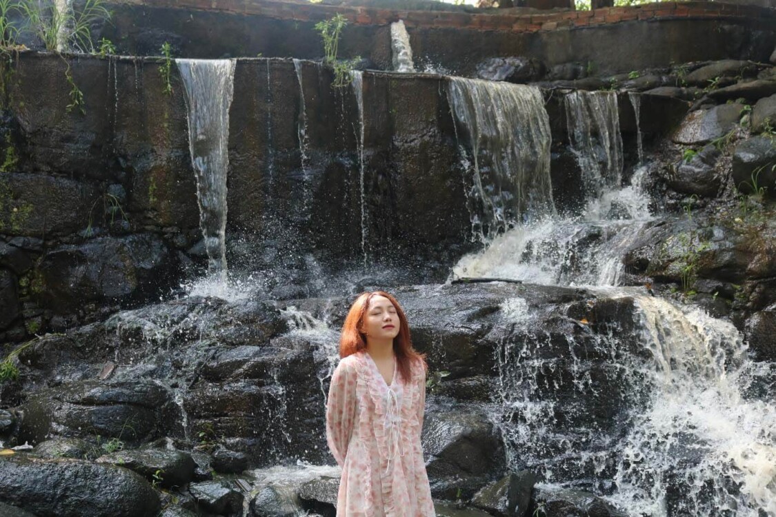 Địa điểm chụp ảnh cưới tại thác Đá Hàn Đồng Nai