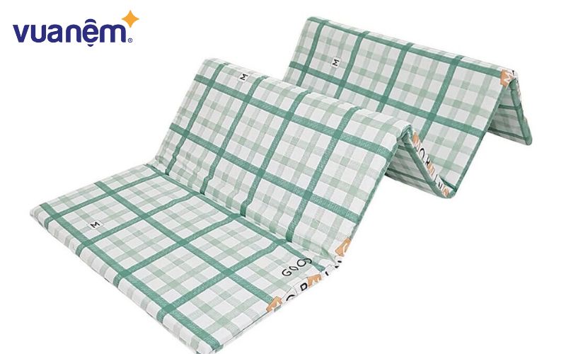 Nệm xếp đa năng Goodnight Polyester nhỏ gọn, tiện lợi khi sử dụng