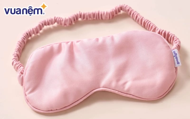 Bịt mắt giúp não bộ sản sinh melatonin 