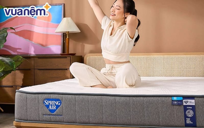 Nệm lò xo cứng thích hợp cho những ai thích nằm ngửa