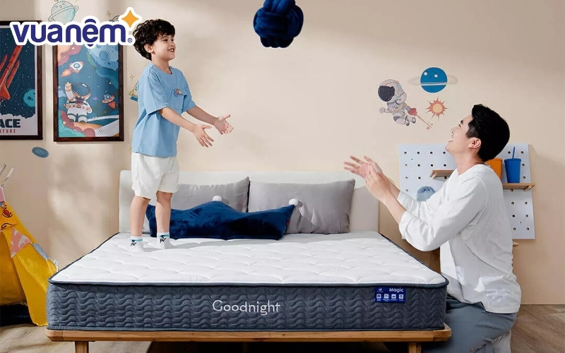 Nệm lò xo cứng Goodnight Magic
