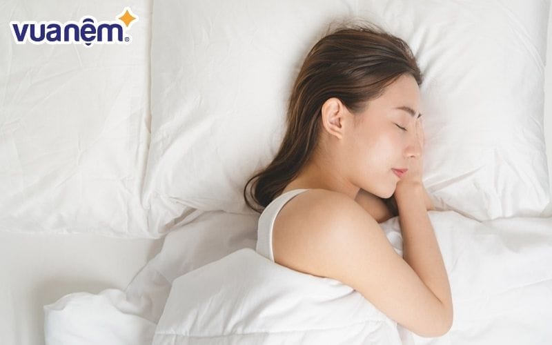 Ngủ đủ và đúng giờ mỗi ngày