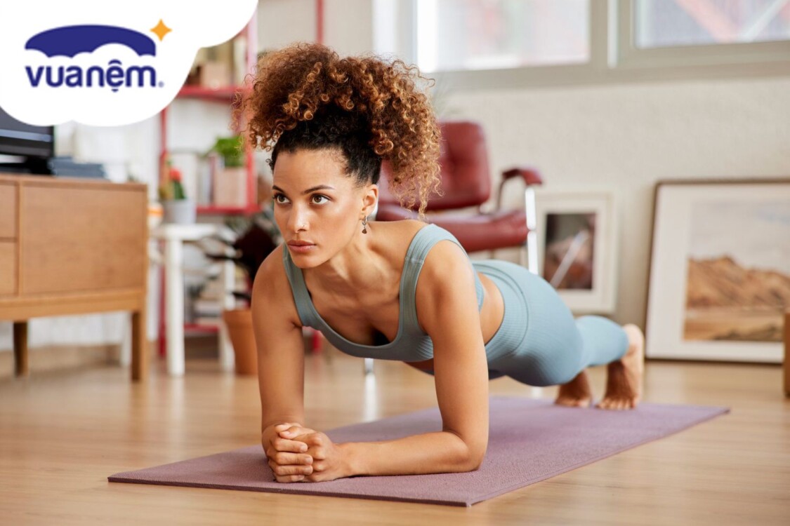 plank trước khi đi ngủ