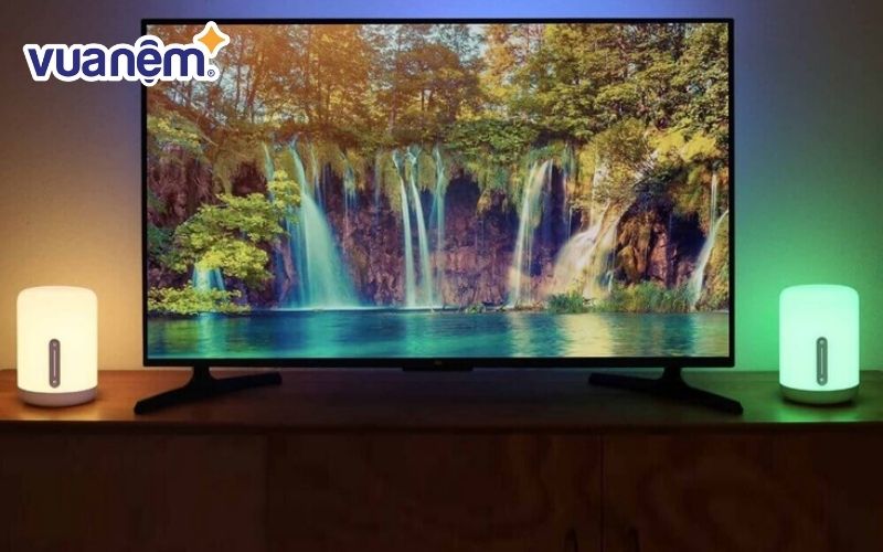 Đèn ngủ thông minh tạo môi trường ngủ thoải mái cho người lớn tuổi