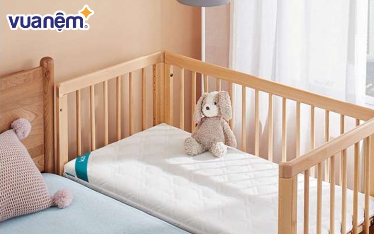 REM sáng là gì? Hướng dẫn cách khắc phục REM sáng ở trẻ sơ sinh