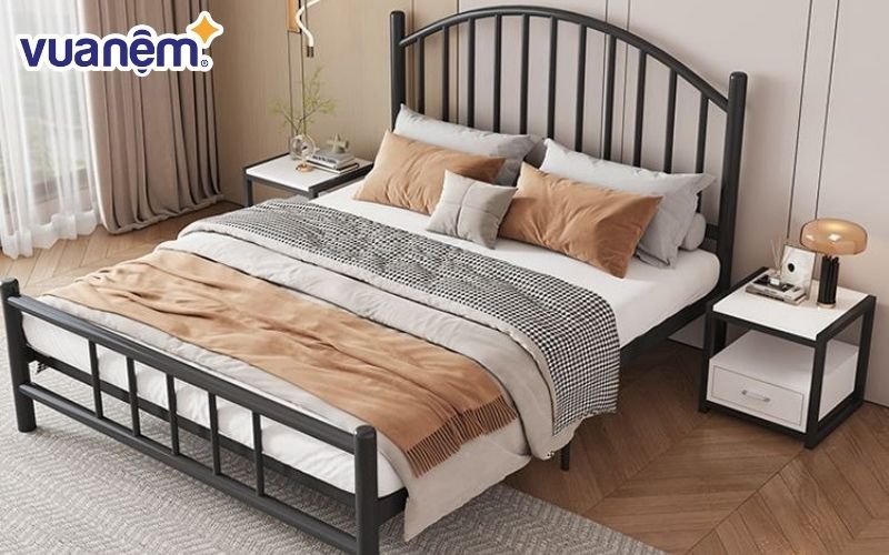 Cách hạn chế tình trạng giường kim loại kêu cót két