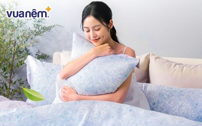 Chăm sóc sức khỏe giấc ngủ với sản phẩm từ Vua Nệm