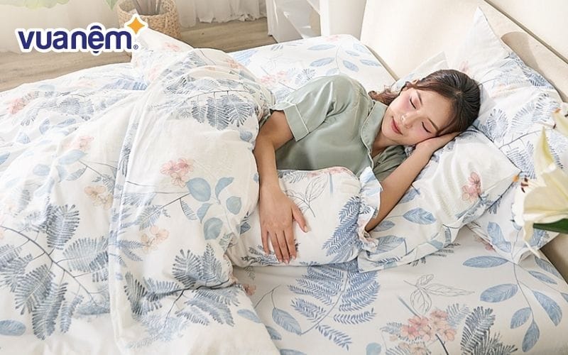 Chọn ga trải giường màu sắc tươi sáng