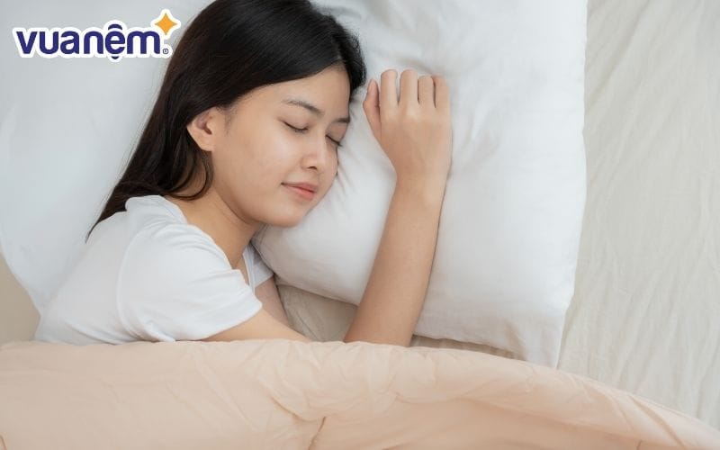 Chọn nệm và gối phù hợp để cải thiện giấc ngủ
