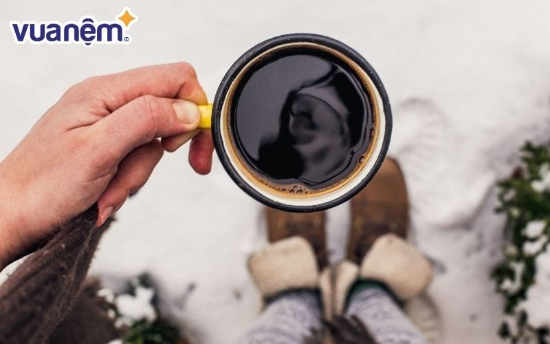 Tiêu thụ lượng lớn caffeine có thể là nguyên nhân gây bệnh
