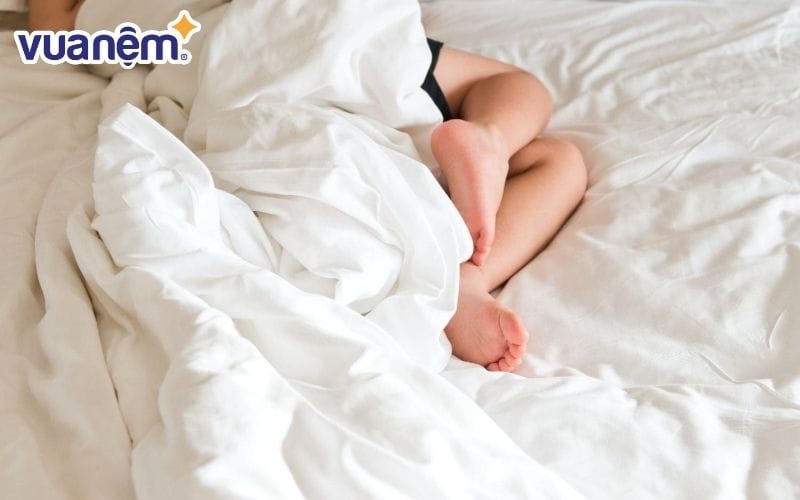 Rối loạn vận động chân tay khi ngủ và hội chứng chân không yên có liên quan đến nhau
