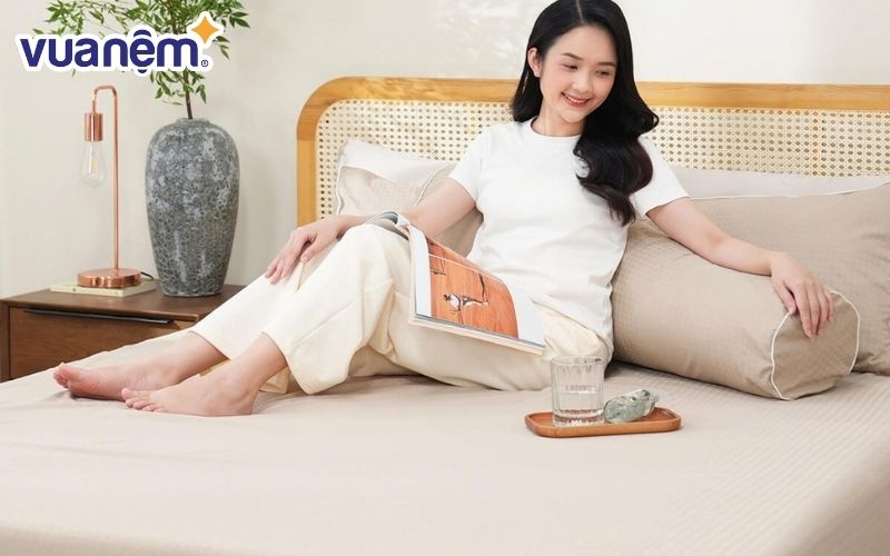 Giải đáp vì sao vải gấm được chọn làm áo bọc nệm khách sạn?