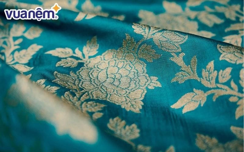 Vải gấm có đa dạng loại với nhiều đặc điểm khác nhau
