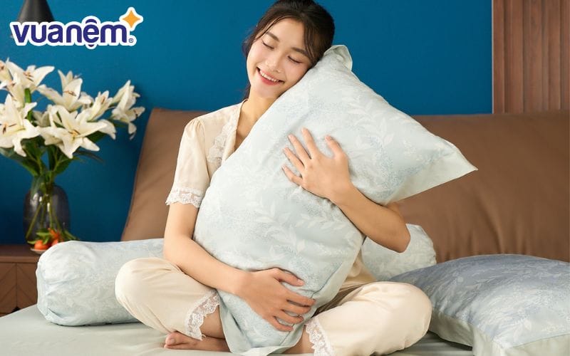 Cải thiện giấc ngủ với chăn ga gối nệm phù hợp tại Vua Nệm